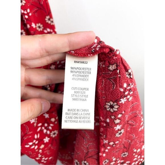 Max Studio V-Neck Empire Waist Dress in Red Size S Puff Sleeve Floral - Picture 5 of 10